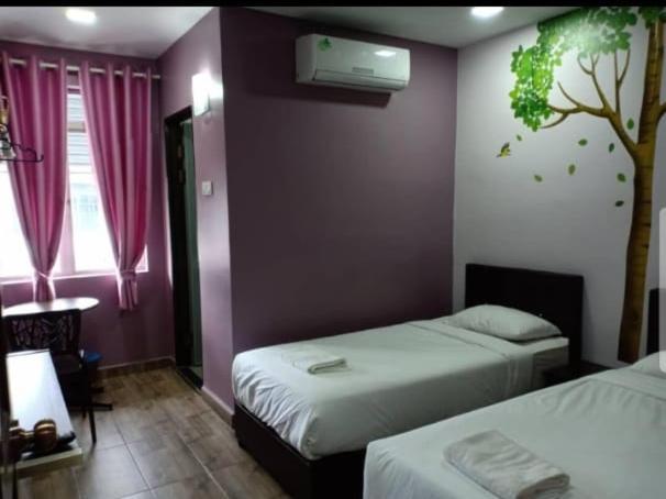 Purple Dream Home Teluk Panglima Garang Rum bild