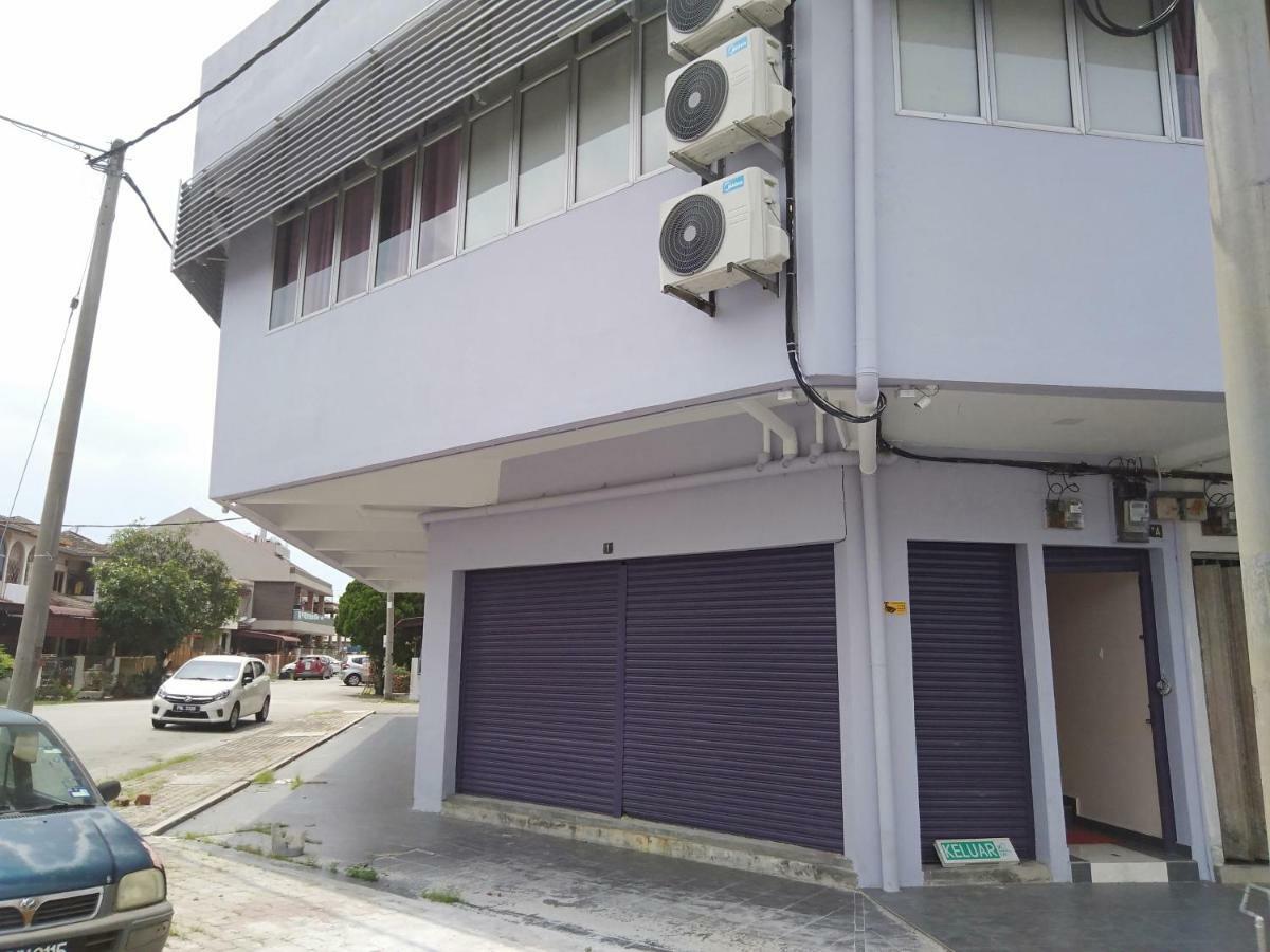 Purple Dream Home Teluk Panglima Garang Exteriör bild