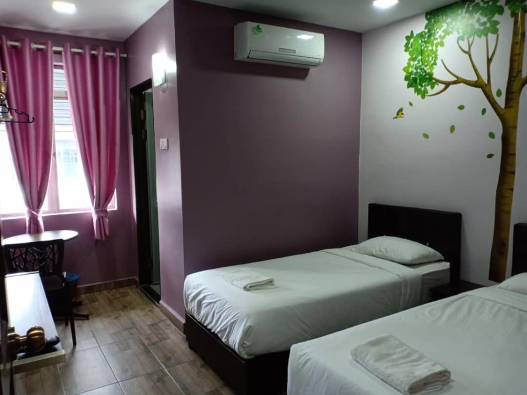 Purple Dream Home Teluk Panglima Garang Exteriör bild