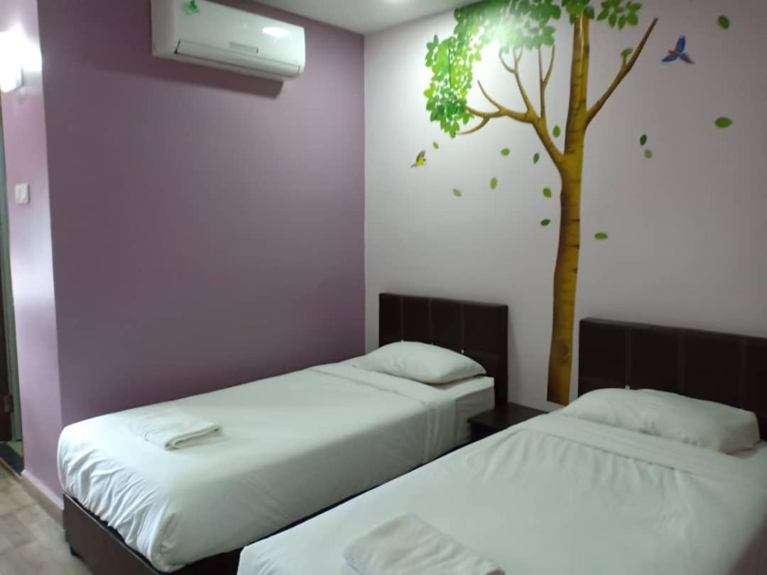 Purple Dream Home Teluk Panglima Garang Exteriör bild